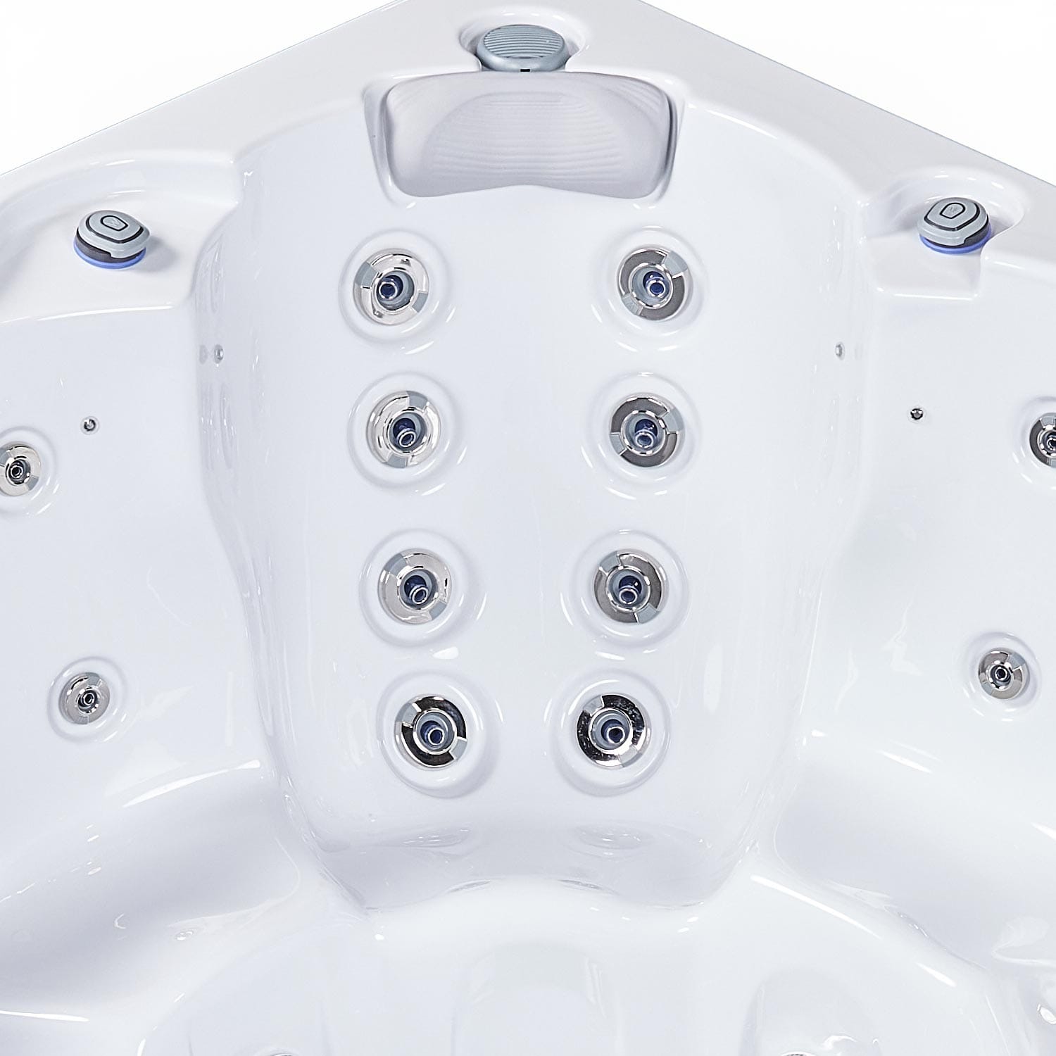 Wellis Prague hot tub