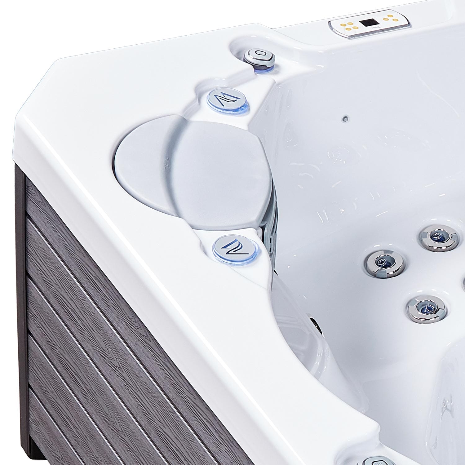 Wellis Prague hot tub